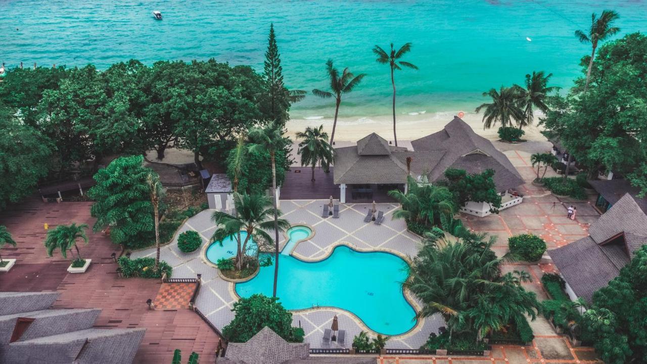 Phi Phi Holiday Resort, Leam Tong Beach Экстерьер фото