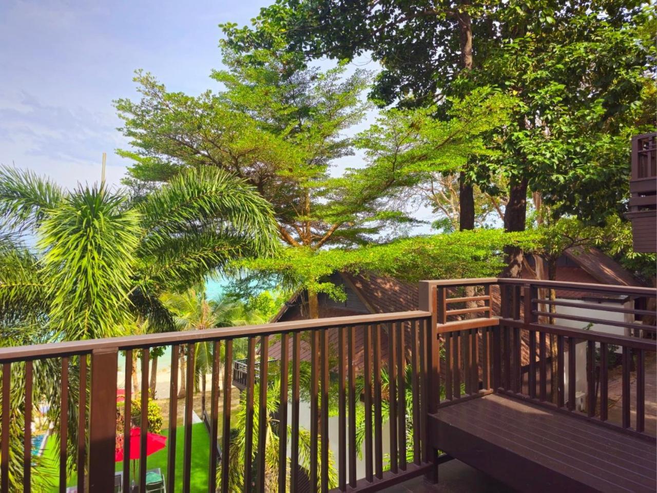 Phi Phi Holiday Resort, Leam Tong Beach Номер фото